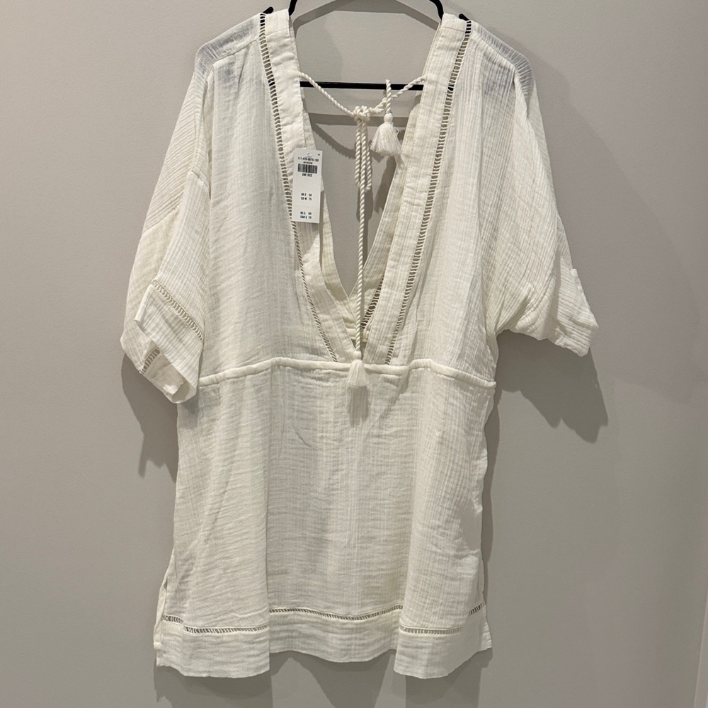 Abercrombie & Fitch White V-Neck Swim Coverup
